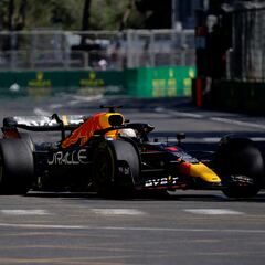 Ferrari se autodestruye