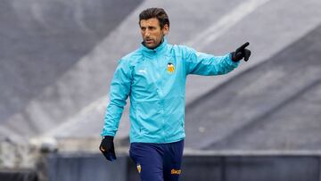 Angulo: "Entrenar en la élite es un objetivo, pero no tengo prisa"