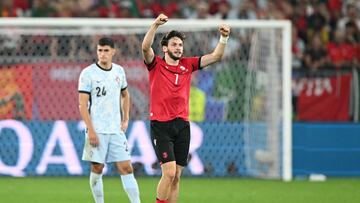 Georgia's forward #07 Khvicha Kvaratskhelia celebrates his team's second goal during the UEFA Euro 2024 Group F football match between Georgia and Portugal at the Arena AufSchalke in Gelsenkirchen on June 26, 2024. (Photo by PATRICIA DE MELO MOREIRA / AFP)