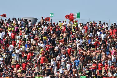Aficionados al motociclismo llenaron las gradas del Circuito Marco Simoncelli en Misano.