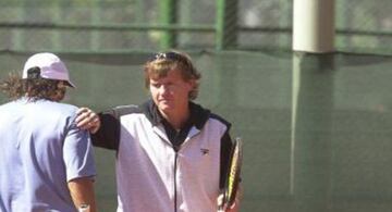Tenista argentino, Gattiker llegó a alcanzar el nivel Grand Slam. Junto a su hermano disputó un Campeonato de Wimbledon aunque no consiguió pasar de primera ronda. También probó suerte como entrenador, hasta que en 1998 le diagnosticaron ELA. Falleció un tiempo después, en 2010, con 53 años.