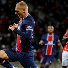 Problemas en el PSG: Bakker se va furioso del entrenamiento