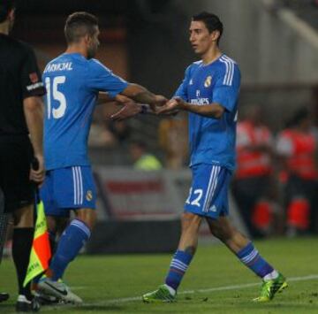 Segunda jornada Liga Bbva. Granada - Real Madrid. Sustitución de Di María por Cavajal.