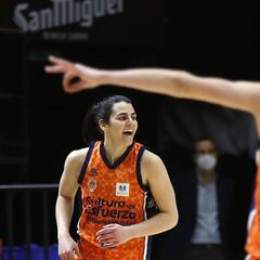 El Valencia Basket evita 'el curso perfecto' del Avenida