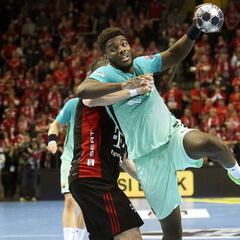 El Barcelona se toma en serio
el trámite ante el Kadetten