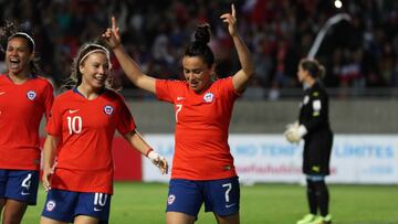 La Roja gana en la agonía y se acerca a la clasificación