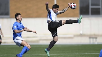 Imagen de un reciente partido de Tercera Divisi&oacute;n entre Las Rozas y Parla.