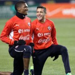 Junior y Alexis, los amigos enfrentados en Champions