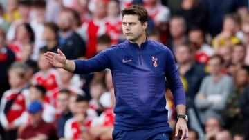 Soccer Football - Premier League - Arsenal v Tottenham Hotspur - Emirates Stadium, London, Britain - September 1, 2019  Tottenham Hotspur manager Mauricio Pochettino gestures  REUTERS/David Klein  EDITORIAL USE ONLY. No use with unauthorized audio, video, data, fixture lists, club/league logos or &quot;live&quot; services. Online in-match use limited to 75 images, no video emulation. No use in betting, games or single club/league/player publications.  Please contact your account representative for further details.