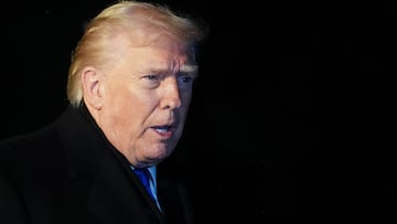 U.S. President Donald Trump walks towards Marine One for travel to Florida from the South Lawn of the White House in Washington, D.C., U.S., February 6, 2026. REUTERS/Leah Millis