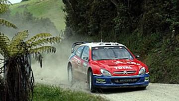 <b>EN SUS MANOS</B>. Sainz está cada vez más cerca de conseguir su tercer título.