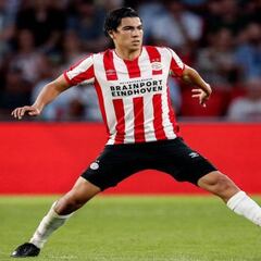 Erick Gutiérrez vive mal momento con el PSV