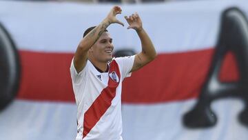 BUENOS AIRES, ARGENTINA - FEBRUARY 24: Juan Fernando Quintero (C) of River Plate celebrates after scoring the first goal of his team during a match between River Plate and San Martin de Tucuman as part of Superliga 2018/19 at Estadio Monumental Antonio Vespucio Liberti on February 24, 2019 in Buenos Aires, Argentina. (Photo by Gustavo Garello/Jam Media/Getty Images)