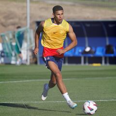 Söyüncü ya está inscrito; Mouriño se va al Zaragoza