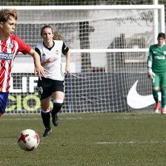 El solitario gol de Sonia tumba al Valencia y coloca al Atlético líder