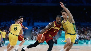 Lorenzo Brown, ante Daniels en el Australia-España de este sábado.