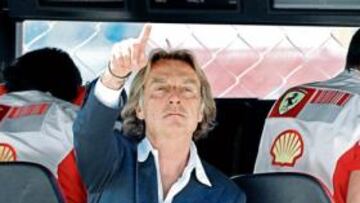 <b>ORGULLOSO DEL MUNDIAL 2007. </b>Luca di Montezemolo cerrará la visita del que para él fue una pieza clave del pasado campeonato, el vendedor de fotocopias de Woking.