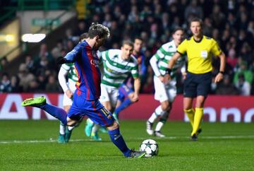 0-2. Messi anotó el segundo tanto de penalti.