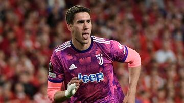 “Hay tres equipos que han presentado una oferta por Vlahovic”