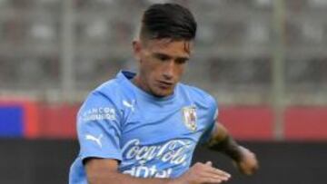 Brian Lozano entrenando por su selección