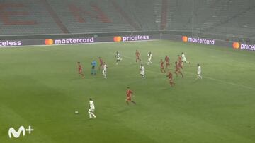 Un pase solo al alcance de los elegidos: Neymar dejando en evidencia a todo el Bayern