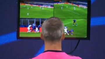 El penal que Arturo Vidal cometió y que el VAR sancionó