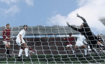 Gol de George Best.