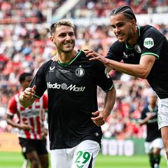 Nottingham Forest presenta nueva oferta por Santiago Giménez
