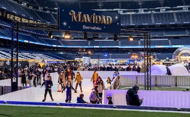 El estadio Santiago Bernabéu acoge la 'Mavidad Bernabeu'. Un envento para toda la familia en el que se puede disfrutar de un buen plan en estas fechas navideñas.