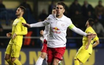 1-1. Jonatan Soriano celebró el gol del empate.