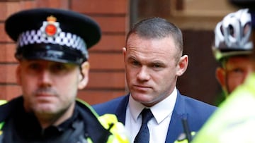 Rooney se declara culpable de conducir ebrio, ya hay sentencia