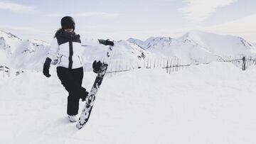 Diana Bak, snowboarder española con déficit auditivo.