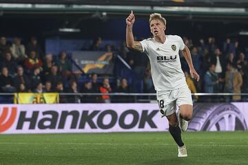1-2. Daniel Wass celebr¨® el segundo gol.