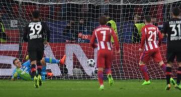 Bayer Leverkusen - Atletico Madrid: In Pictures