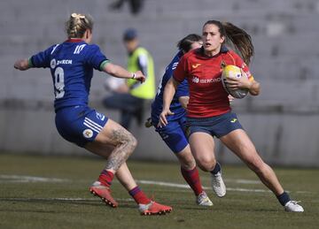 Imágenes de la semifinal del Campeonato de Europa de rugby femenino disputada en el Estadio Central de la Universidad Complutense entre la selección española, dirigida por José Antonio Barrio, y la selección rusa.