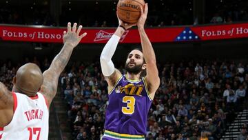 Nuevo ridículo de los Rockets ante los Jazz de Ricky (13+6)