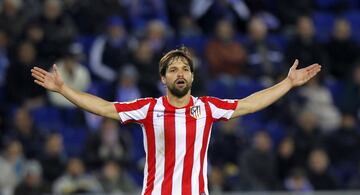 Jug¨® la temporada 11/12 con el Atl¨¦tico de Madrid cedido por el Wolfsburgo, donde regres¨® al terminar la cesi¨®n. Volver¨ªa al equipo rojiblanco a mitad de la temporada 13/14 de nuevo cedido hasta junio de 2014