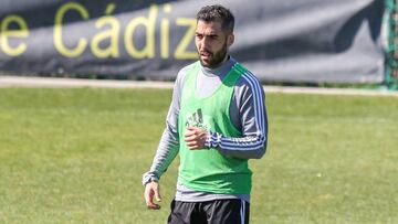 Perea: &ldquo;Ojal&aacute; me retire en el C&aacute;diz, pero en Primera Divisi&oacute;n&rdquo;.