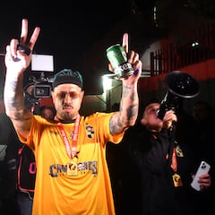 ‘Mono’ Sánchez pone a prueba la censura de Instagram: se desnuda para festejar el título de Coquimbo Unido