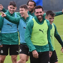 El vestuario del Racing se niega a caer en el pesimismo