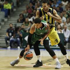 El Unicaja vence al Fenerbahçe
tras una remontada épica