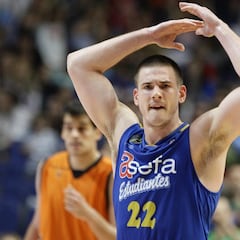 El regreso de Caner-Medley, primer fichaje del Estudiantes