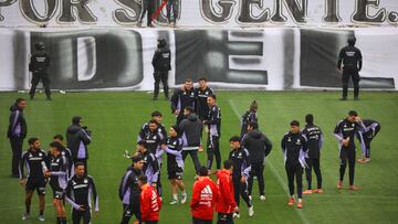 Colo Colo celebra antes del Superclásico: decisión polémica