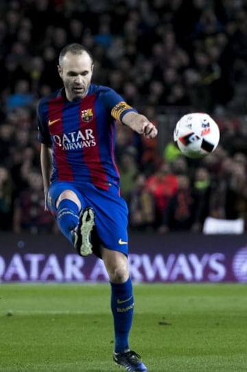 Los 10 futbolistas españoles con mejor imagen