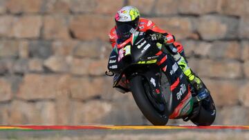 Aleix Espargar&oacute; con la Aprilia en Alca&ntilde;iz.