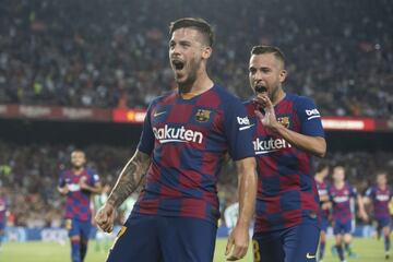 3-1. Carles P¨¦rez celebr¨® el tercer gol.