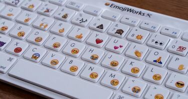 Ya está aquí el teclado físico emoji para iOS, PC y Mac