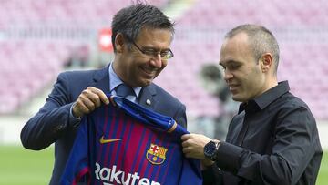 06/10/17 BARCELONA
ACTO DE RENOVACION ANDRES INIESTA
PRESIDENTE JOSEP MARIA BARTOMEU