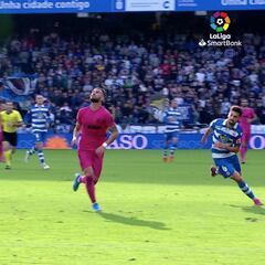 El gol ridículo que resume la alarmante situación en la que está sumergido el Deportivo