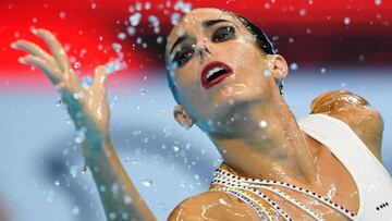 Ona Carbonell compite durante los Mundiales de Natación de Gwangju 2019.